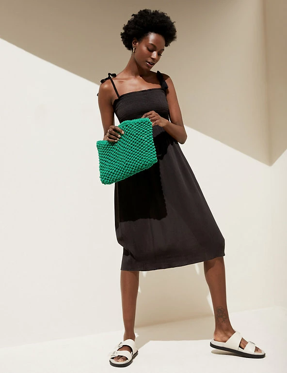 New ✔️ M&S Collection 👗 Dresses Square Neck Shirred Midi 👗 Dress ✨ 1 New ✔️ M&S Collection 👗 Dresses Square Neck Shirred Midi 👗 Dress ✨