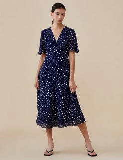 Promo 😍 Finery London 👗 Dresses Polka Dot Short Sleeve Midi Tea 👗 Dress 🌟