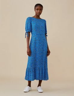 Promo ✨ Finery London 👗 Dresses Animal Print Midi Tiered Tea 👗 Dress 👍